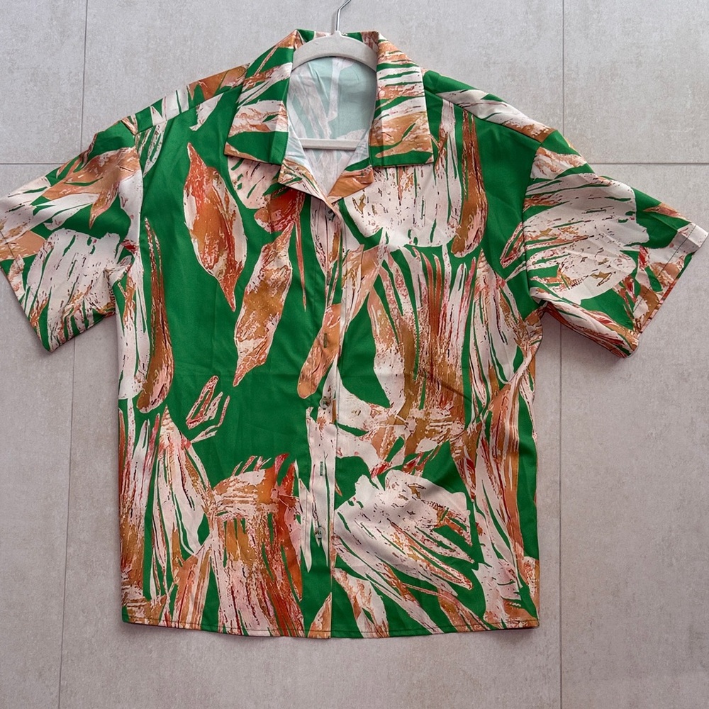 SHEIN Tropical Leaf Print Blouse in Green and Tan